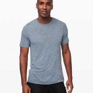 SOLD - Lululemon Men's Metal Vent Breathe Shirt